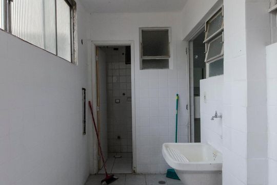 Lavanderia de apartamento à venda com 3 quartos, 120m² em Perdizes, São Paulo