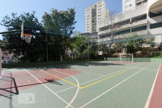 Quadra de apartamento para alugar com 2 quartos, 56m² em Lauzane Paulista, São Paulo