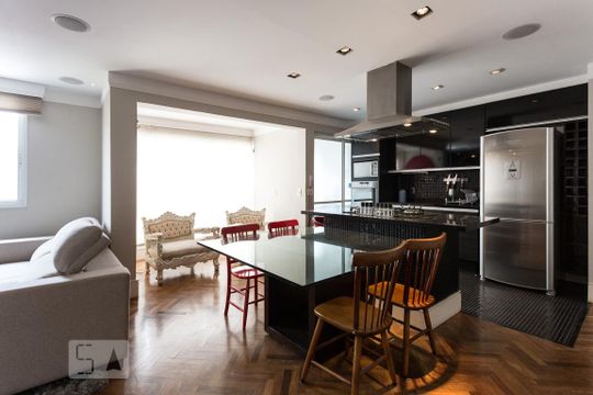 Sala de apartamento para alugar com 2 quartos, 72m² em Vila Nova Conceição, São Paulo