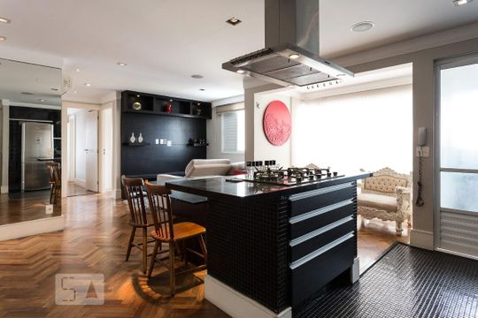 Apartamento para alugar com 2 quartos, 72m² em Vila Nova Conceição, São Paulo