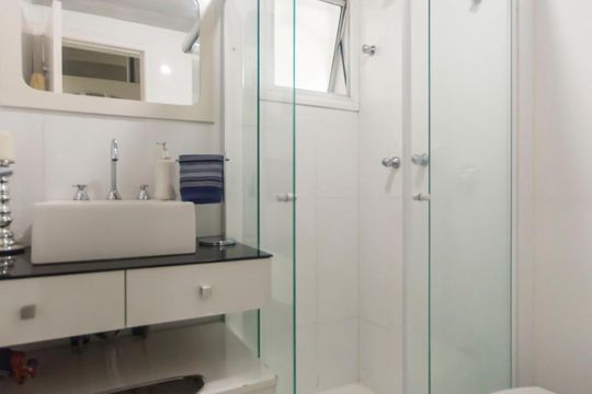 Banheiro de apartamento para alugar com 4 quartos, 110m² em Perdizes, São Paulo