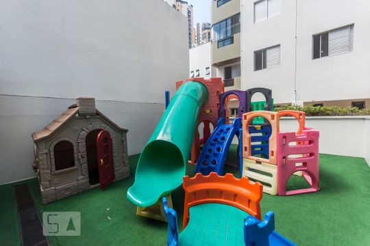 Playground de apartamento para alugar com 4 quartos, 110m² em Perdizes, São Paulo