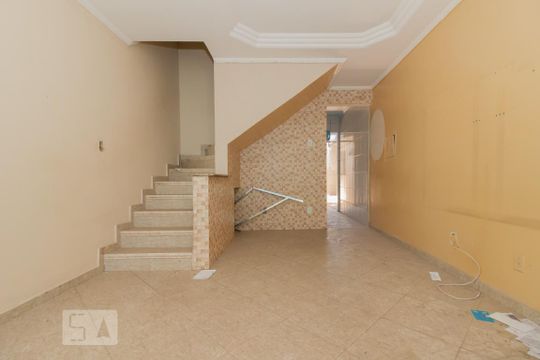 Casa de Condomínio para alugar com 2 quartos, 70m² em Jardim Flor do Campo, Guarulhos