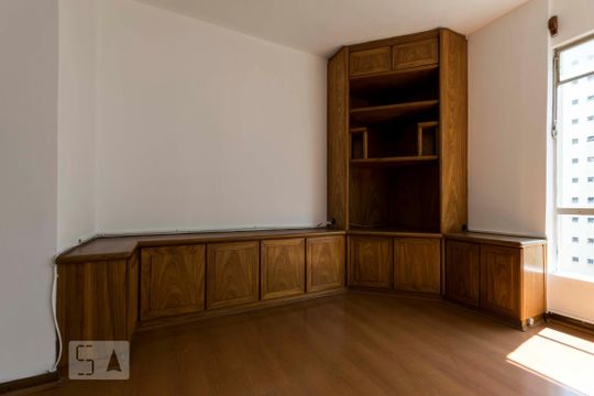 Sala (Armários) de apartamento para alugar com 3 quartos, 85m² em Vila Clementino, São Paulo