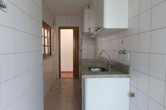 Cozinha de apartamento para alugar com 3 quartos, 70m² em Vila Anglo Brasileira, São Paulo