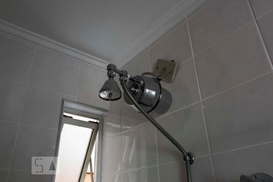 Banheiro (Chuveiro) de apartamento para alugar com 2 quartos, 54m² em Vila da Saúde, São Paulo