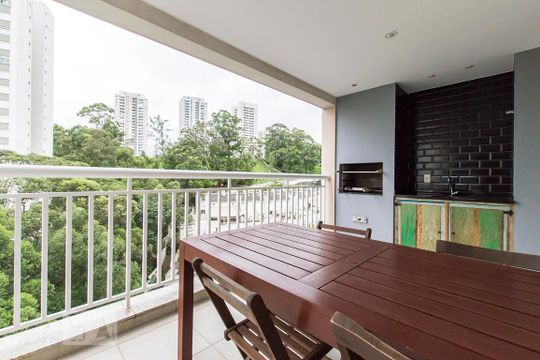 Varanda de apartamento para alugar com 2 quartos, 100m² em Vila Andrade, São Paulo