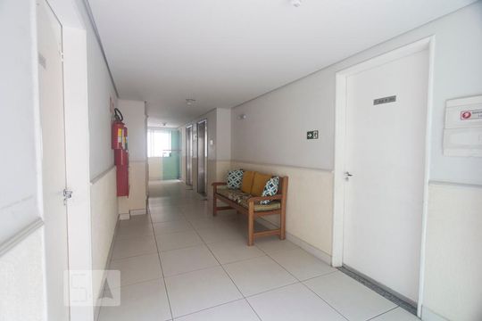 hall de apartamento à venda com 2 quartos, 50m² em Vila Mira, São Paulo