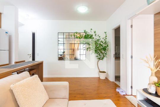 Sala de apartamento para alugar com 1 quarto, 41m² em Umuarama, Osasco