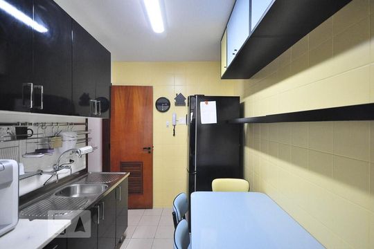 cozinha de apartamento para alugar com 3 quartos, 98m² em Vila Andrade, São Paulo