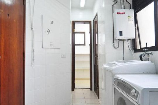 área de serviço de apartamento para alugar com 3 quartos, 98m² em Vila Andrade, São Paulo
