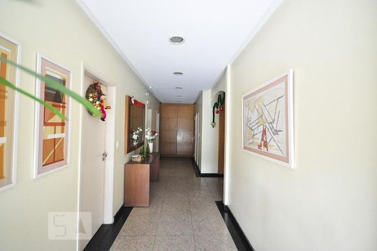 hall social de apartamento para alugar com 2 quartos, 72m² em Vila Andrade, São Paulo