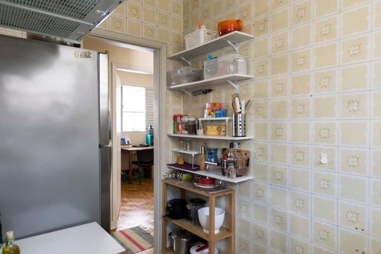 Cozinha de apartamento à venda com 2 quartos, 56m² em Vila Clementino, São Paulo