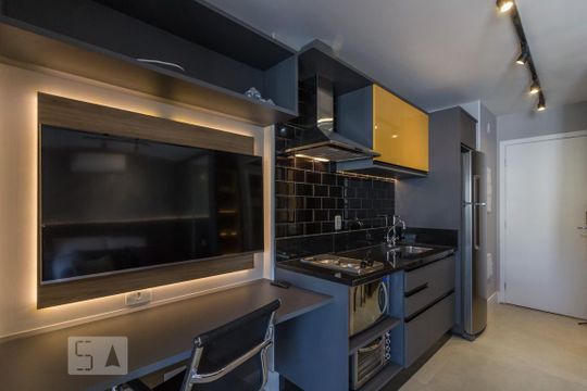 Cozinha de kitnet/studio para alugar com 1 quarto, 34m² em Consolação, São Paulo