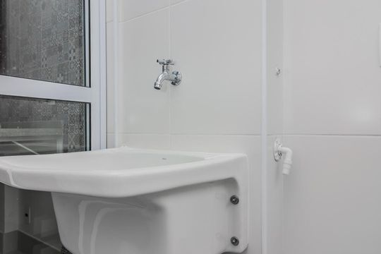 Área de serviço de kitnet/studio para alugar com 1 quarto, 29m² em Cerqueira César, São Paulo