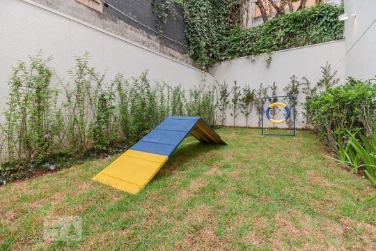 Espaço pet de kitnet/studio para alugar com 1 quarto, 29m² em Cerqueira César, São Paulo