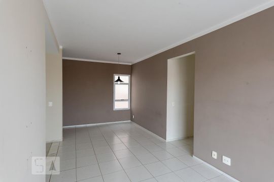 Sala de apartamento para alugar com 3 quartos, 82m² em Vila Ipê, Campinas