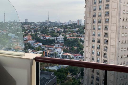 Varanda de apartamento para alugar com 1 quarto, 50m² em Higienópolis, São Paulo