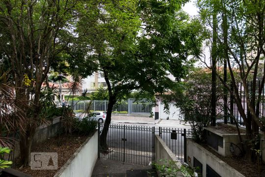 Vista de casa para alugar com 4 quartos, 190m² em Vila Mariana, São Paulo