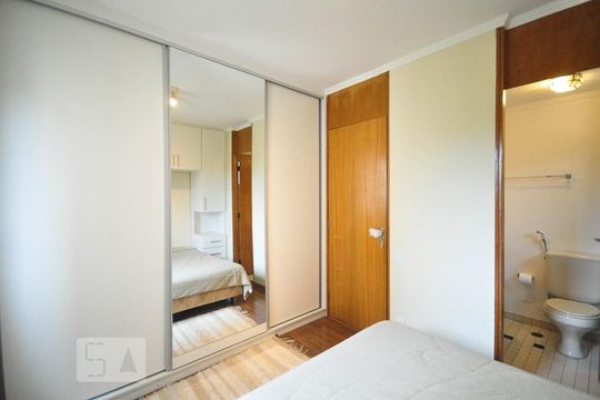 suíte  de apartamento à venda com 2 quartos, 74m² em Jardim Ampliação, São Paulo