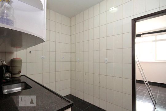 Cozinha de kitnet/studio à venda com 1 quarto, 30m² em Consolação, São Paulo