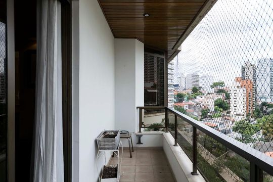 Varanda de apartamento à venda com 3 quartos, 165m² em Vila Mariana, São Paulo