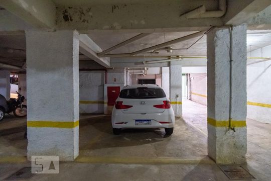 Garagem de kitnet/studio à venda com 1 quarto, 43m² em Botafogo, Campinas