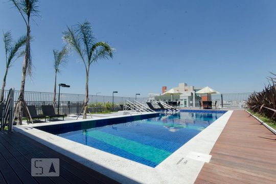 Piscina de kitnet/studio à venda com 1 quarto, 30m² em Santana, São Paulo