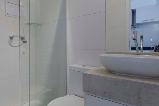 Banheiro de kitnet/studio à venda com 1 quarto, 30m² em Santana, São Paulo