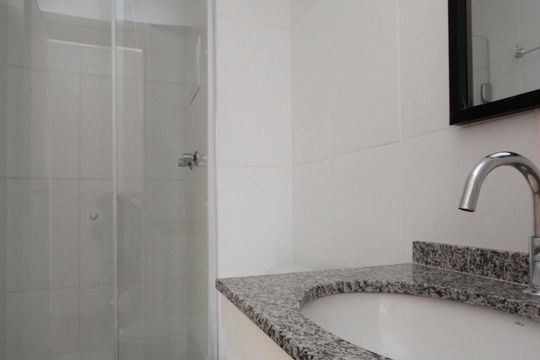 Banheiro de apartamento à venda com 2 quartos, 45m² em Belenzinho, São Paulo