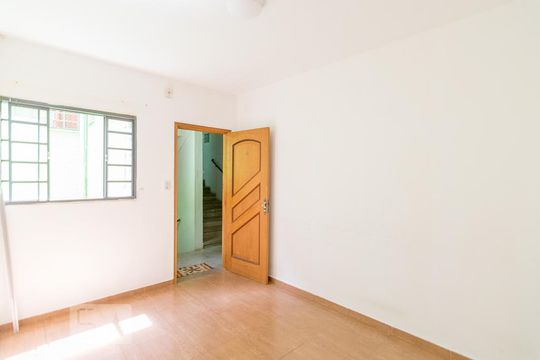 Apartamento para alugar com 2 quartos, 50m² em Baeta Neves, São Bernardo do Campo