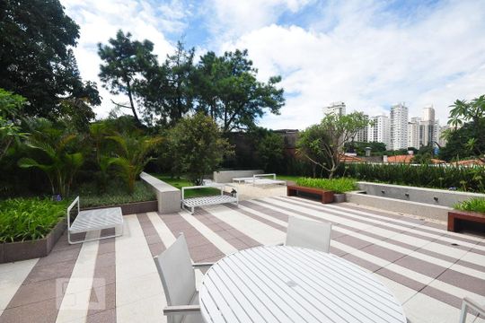 área de descanso de kitnet/studio para alugar com 1 quarto, 33m² em Brooklin Paulista, São Paulo