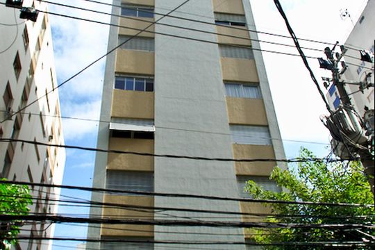 Fachada de apartamento à venda com 3 quartos, 140m² em Itaim Bibi, São Paulo