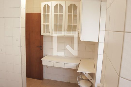 Cozinha de apartamento à venda com 1 quarto, 56m² em Jardim Paraíso, Campinas