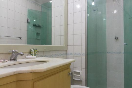 Banheiro de apartamento para alugar com 2 quartos, 52m² em Campos Elíseos, São Paulo