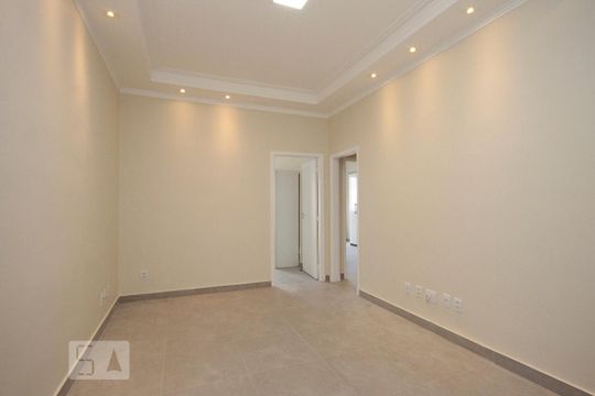 Sala de apartamento à venda com 2 quartos, 78m² em Vila Buarque, São Paulo