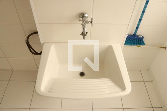 Cozinha e Área de Serviço de apartamento para alugar com 1 quarto, 31m² em Água Branca, São Paulo