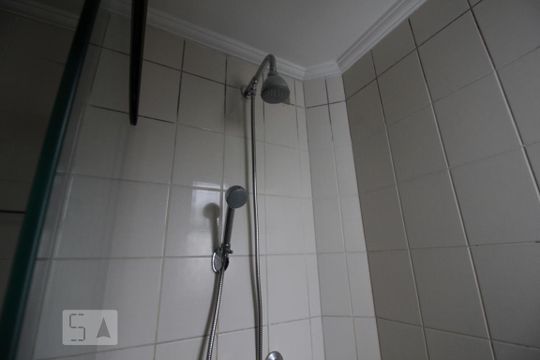Chuveiro de apartamento para alugar com 2 quartos, 78m² em Vila Andrade, São Paulo