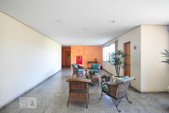 hall social de apartamento à venda com 3 quartos, 65m² em Vila Progredior, São Paulo