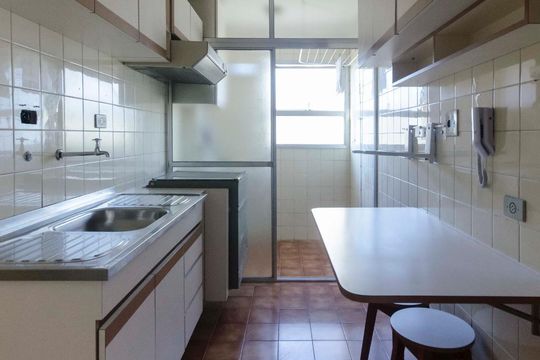 Cozinha de apartamento para alugar com 2 quartos, 55m² em Santana, São Paulo