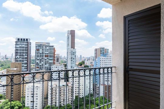 1o. Andar - Quarto 3 - Suíte/ Varanda de apartamento à venda com 4 quartos, 360m² em Paraíso, São Paulo