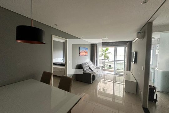 Sala de apartamento à venda com 1 quarto, 49m² em Alphaville Industrial, Barueri