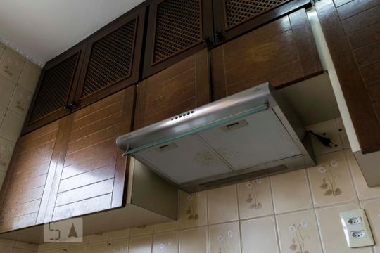Cozinha (Coifa) de apartamento para alugar com 2 quartos, 100m² em Vila Mariana, São Paulo