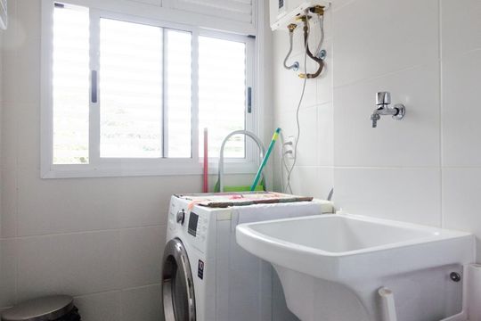 Área de serviço de apartamento para alugar com 3 quartos, 86m² em Jardim Flamboyant, Campinas