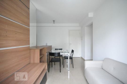 sala de apartamento para alugar com 2 quartos, 47m² em Vila Andrade, São Paulo