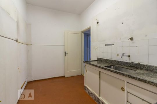 Cozinha de apartamento para alugar com 4 quartos, 134m² em Bela Vista, São Paulo