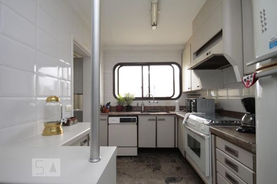 Cozinha de apartamento à venda com 3 quartos, 200m² em Vila Gomes Cardim, São Paulo