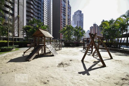 Área Comum - Playground de apartamento para alugar com 3 quartos, 160m² em Jardim Ampliação, São Paulo