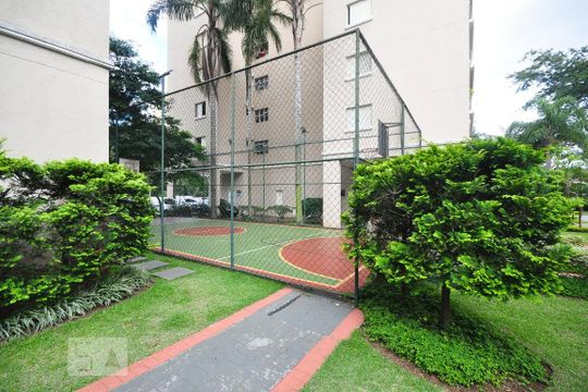 quadra de apartamento para alugar com 2 quartos, 72m² em Jardim Ampliação, São Paulo