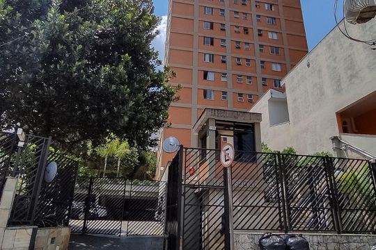 Fachada de apartamento à venda com 2 quartos, 56m² em Vila Monumento, São Paulo